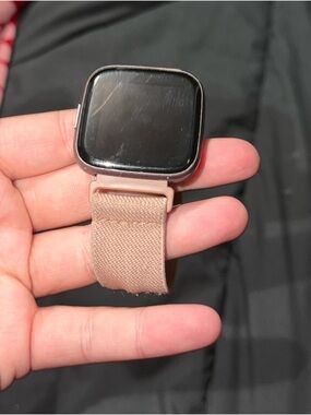 Fitbit Versa 2